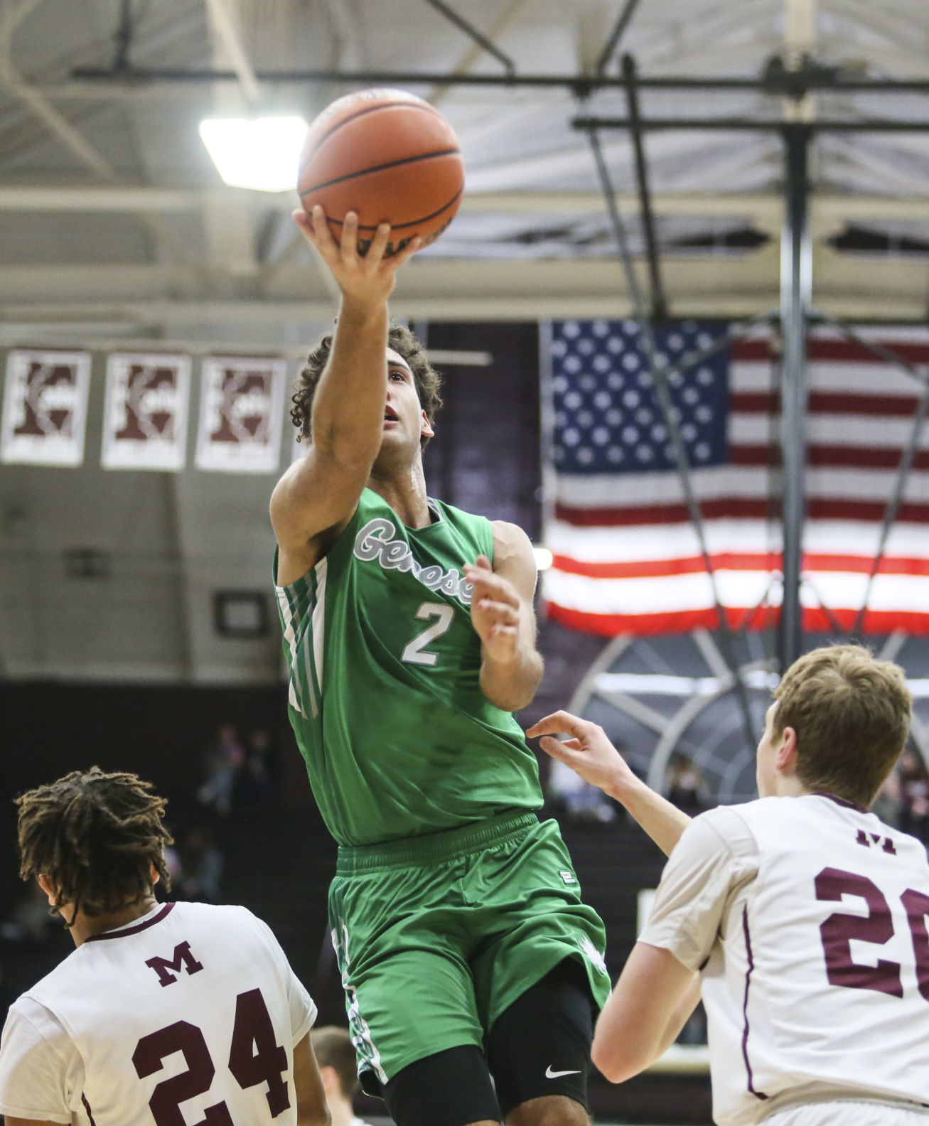 013120-qc-spt-gen-moline-hoops-02.JPG